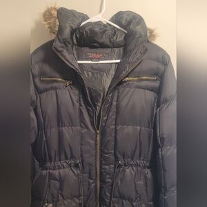 Women's Black Puffer Jacket